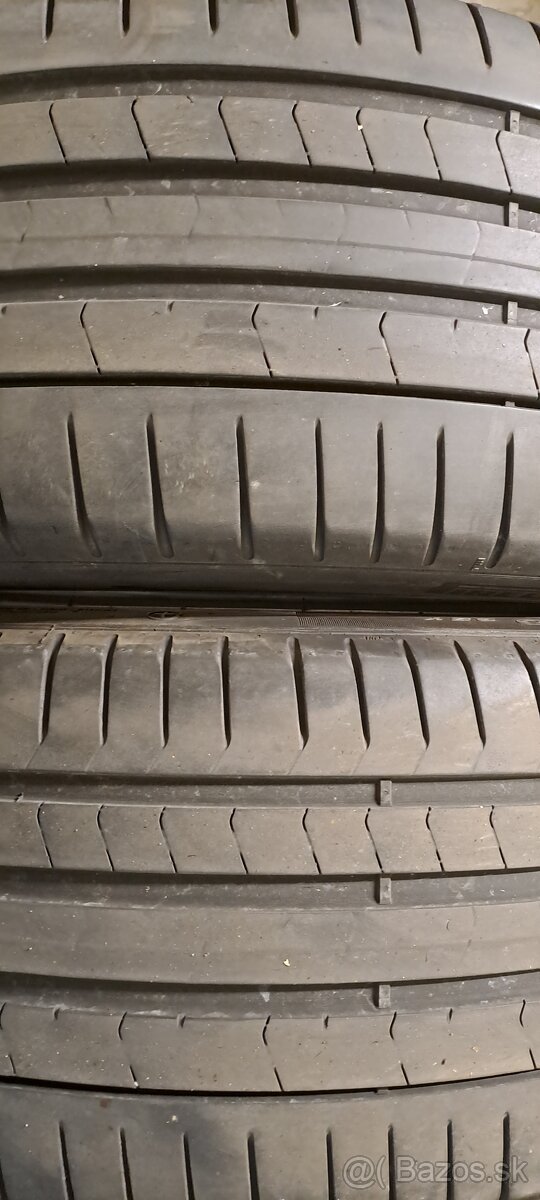 Predám 2ks jazdené letné 245/35r20-95Y Pirelli
