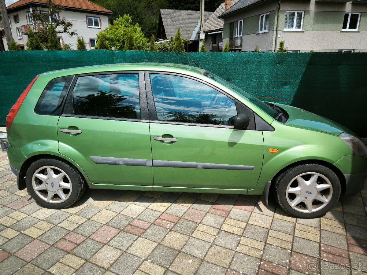 Predám Ford Fiesta benzín, 1.3, 55kw, 2006