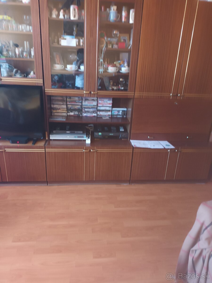 O bývania stena