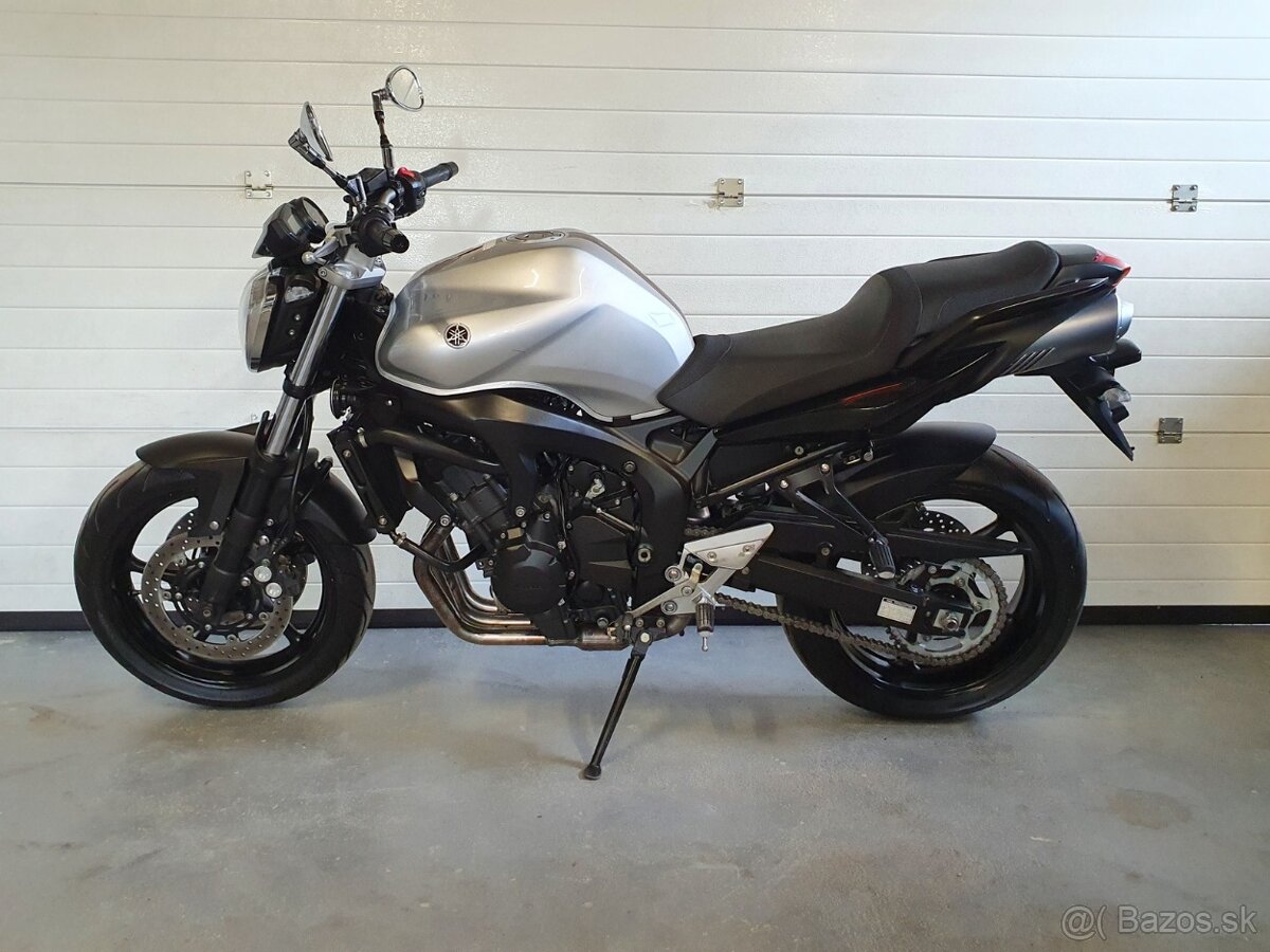 YAMAHA FZ6-NGH S2 r.v 10/2009