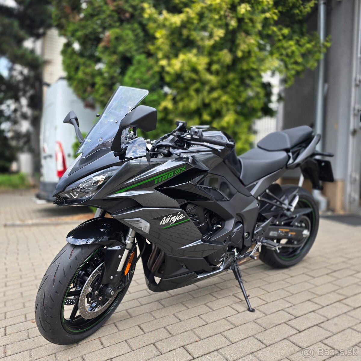 Kawasaki Ninja 1100 SX čierna 2025 - 3200 km