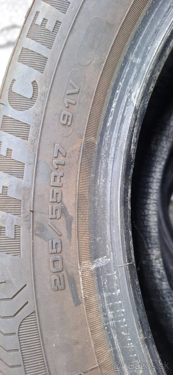 Goodyear EfficientGrip Performance 205/55 R17 91V