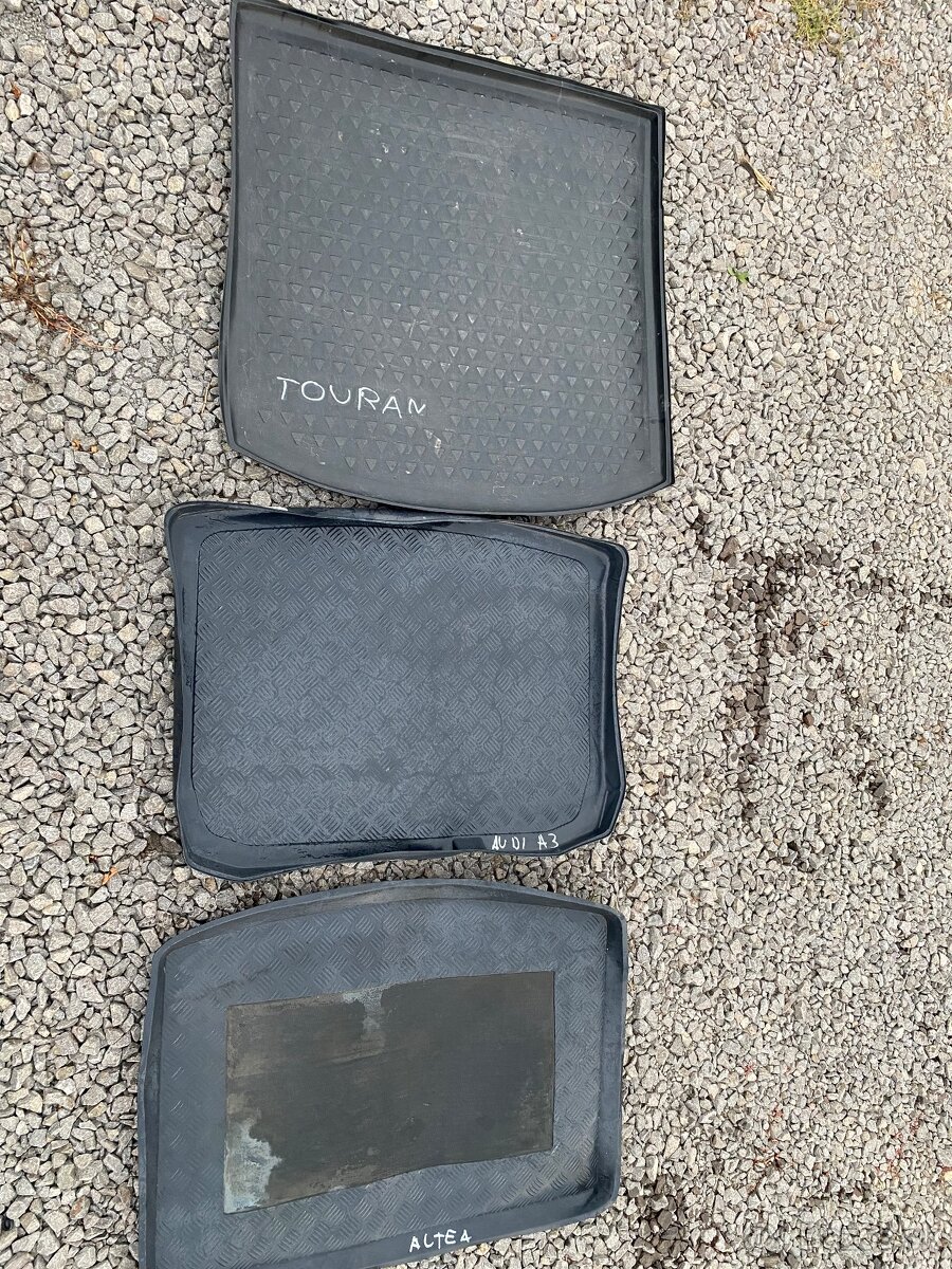 Predám plastové vaničky do kufra do volkswagen, seat, audi