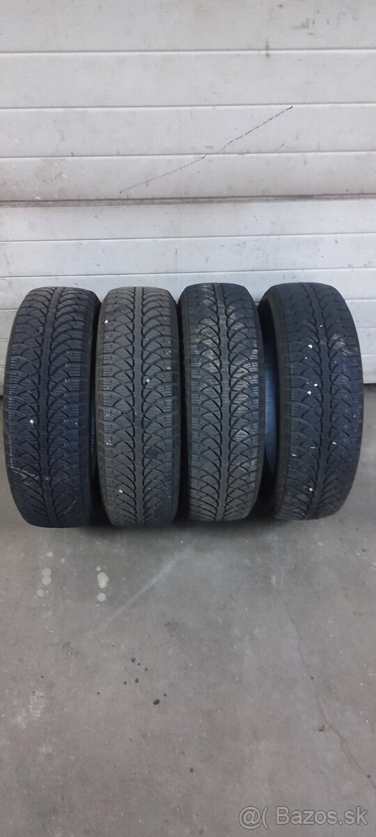 Zimné 165/60/15
