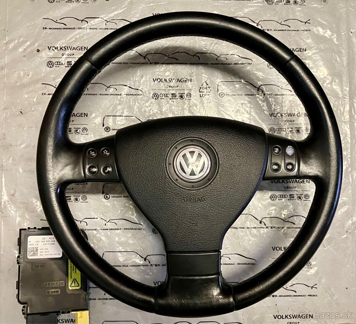 Multifunkčný kožený volant Volkswagen