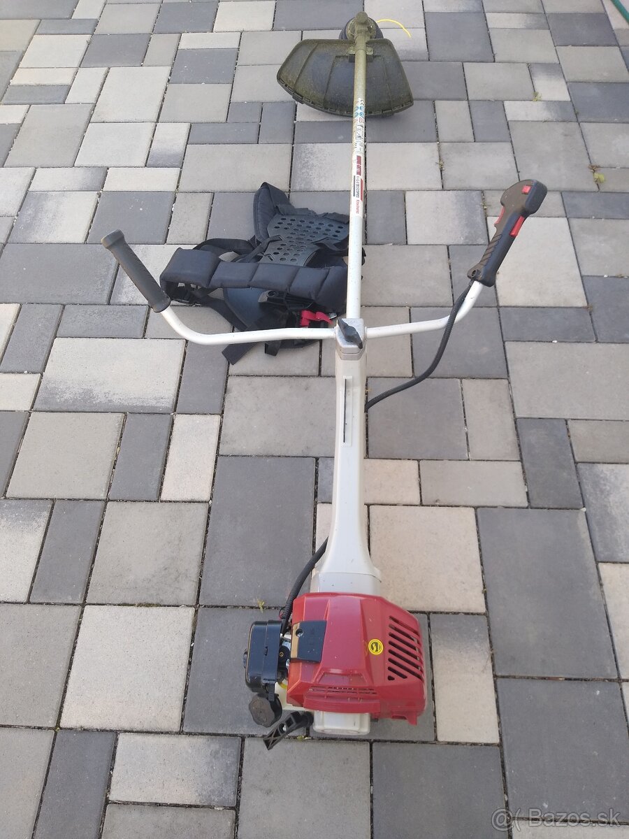 Krovinorez VeGA BC 250 Pro