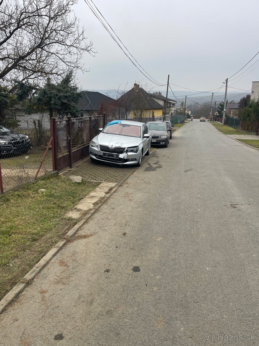 Kúpim diely na Škodu Superb 3