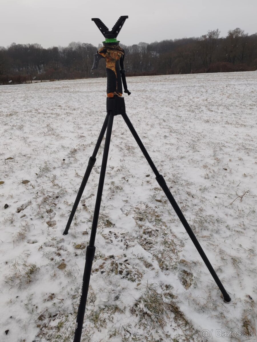 Poľovnícka trojnožka teleskopická