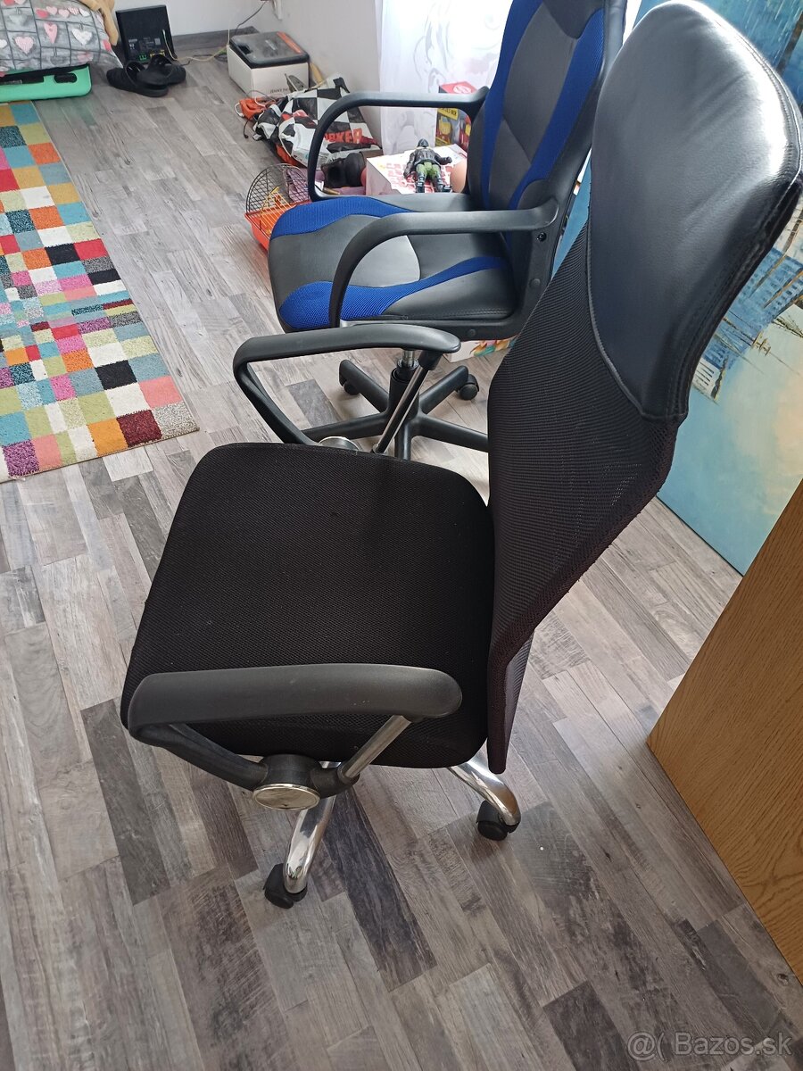 Stolička k počítaču