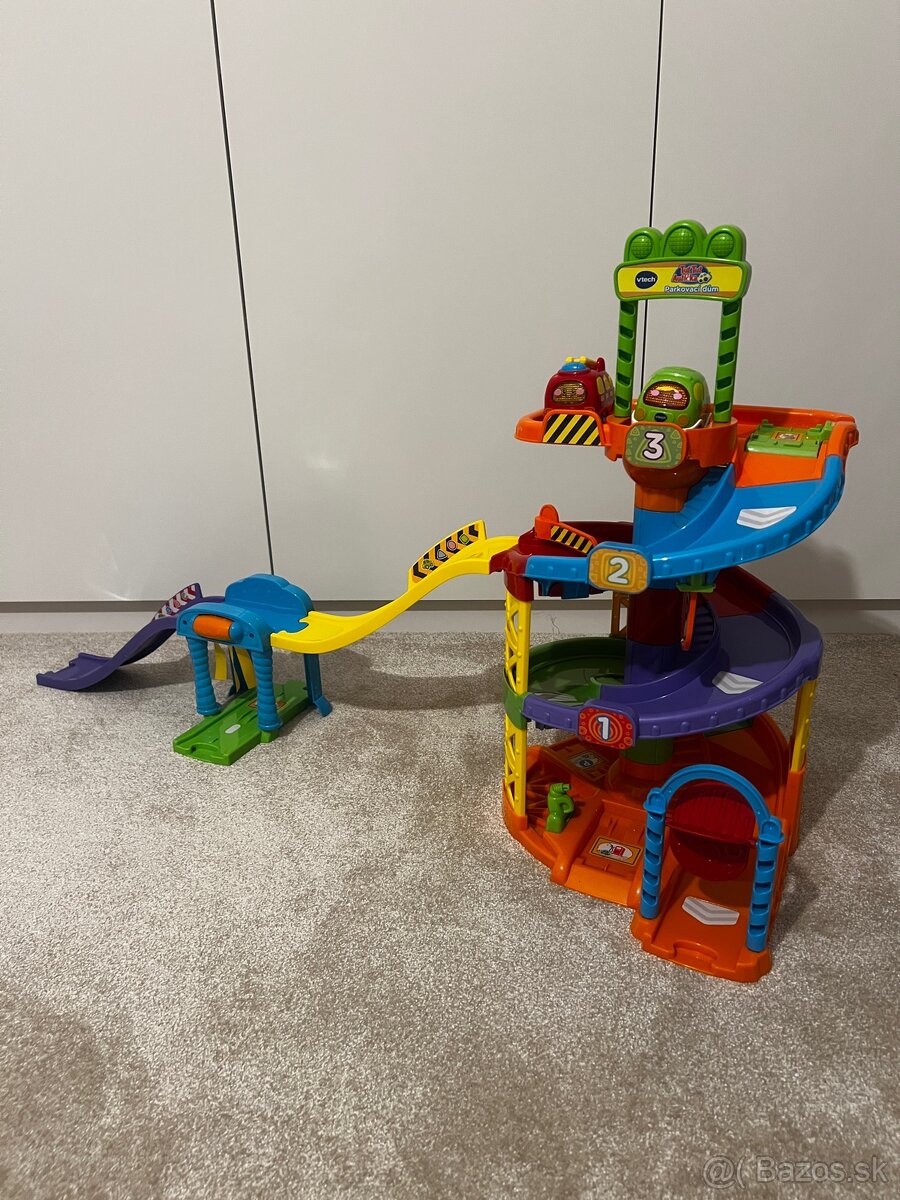 Parkovaci doma VTech