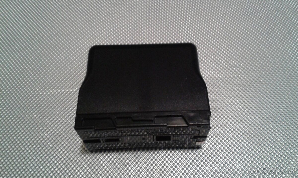 Zdroj na kameru Sony HI8 TR 760E