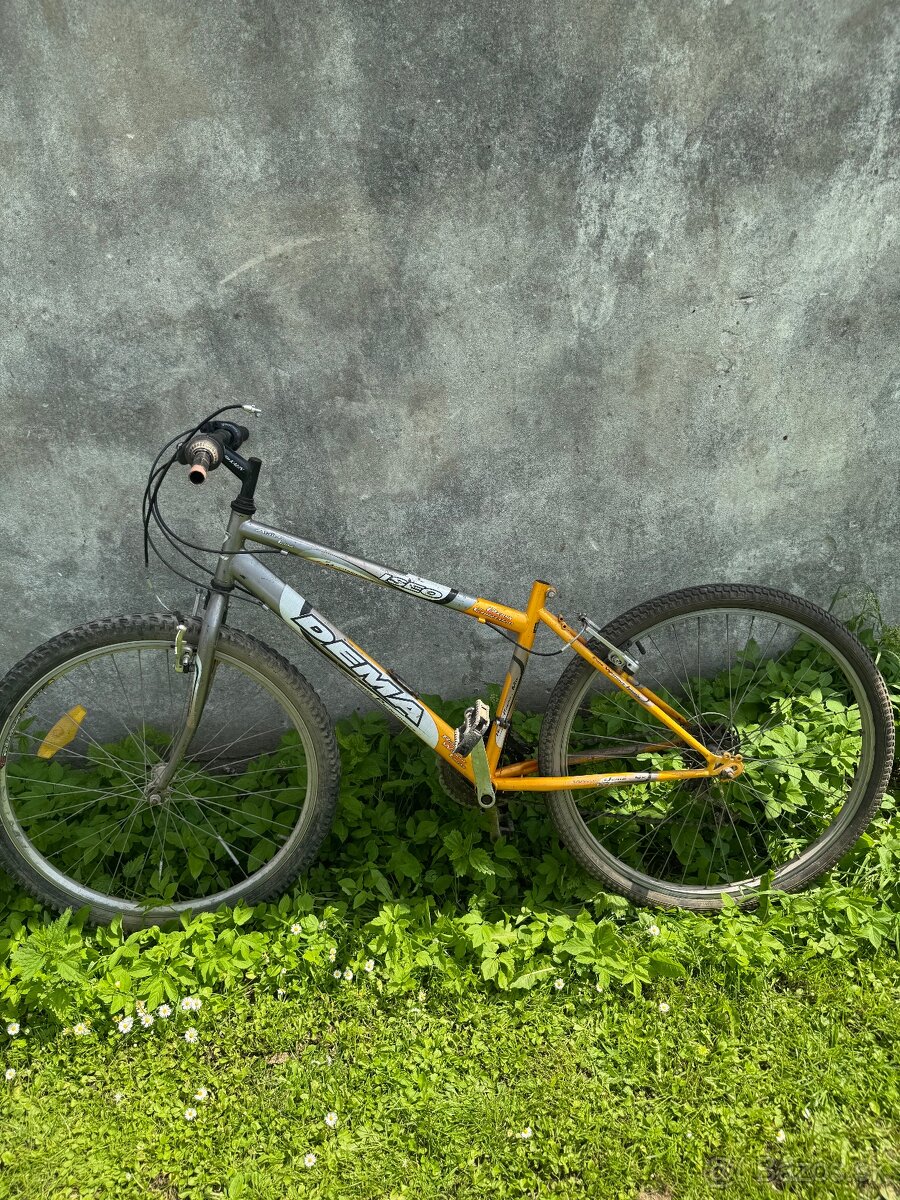 DEMA bicykel