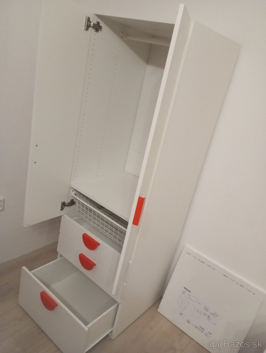 skriňa Ikea Smastad