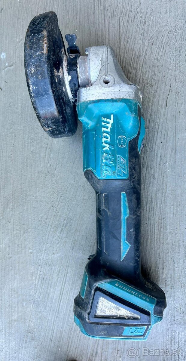 Makita