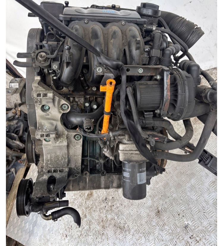 MOTOR AVU 1.6 VW GOLF 4 ŠKODA OCTAVIA