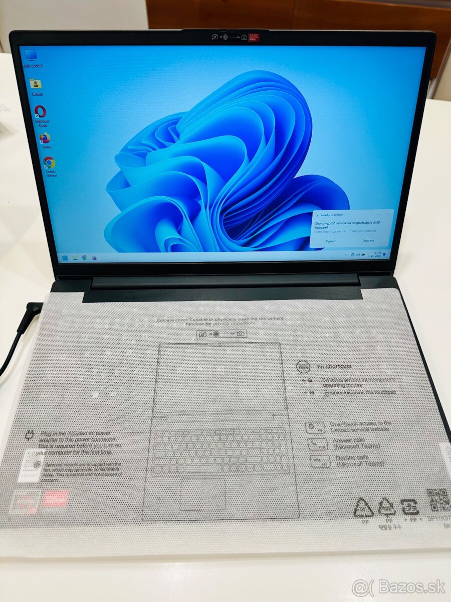 Predám ako nový Lenovo V15 G4 AMN