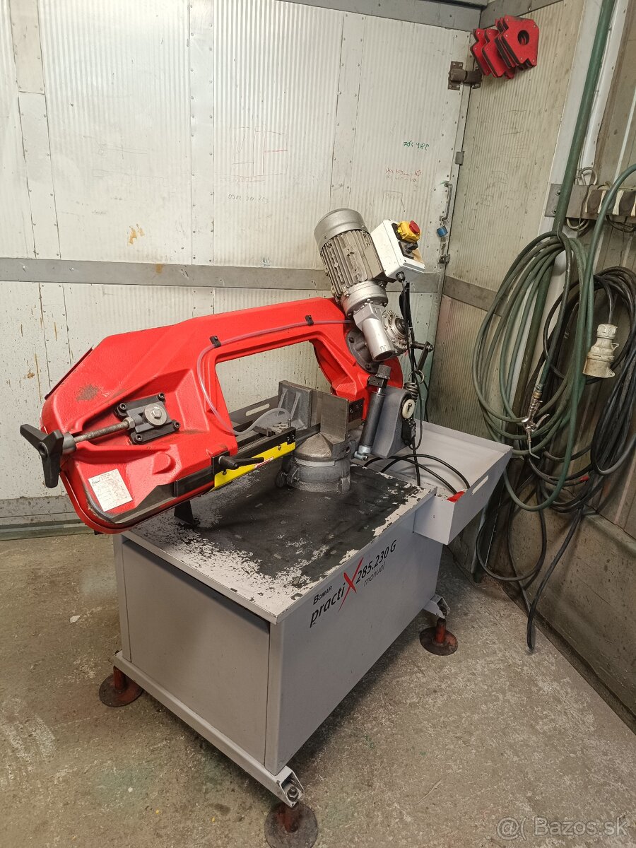 Pásová píla na kov Bomar