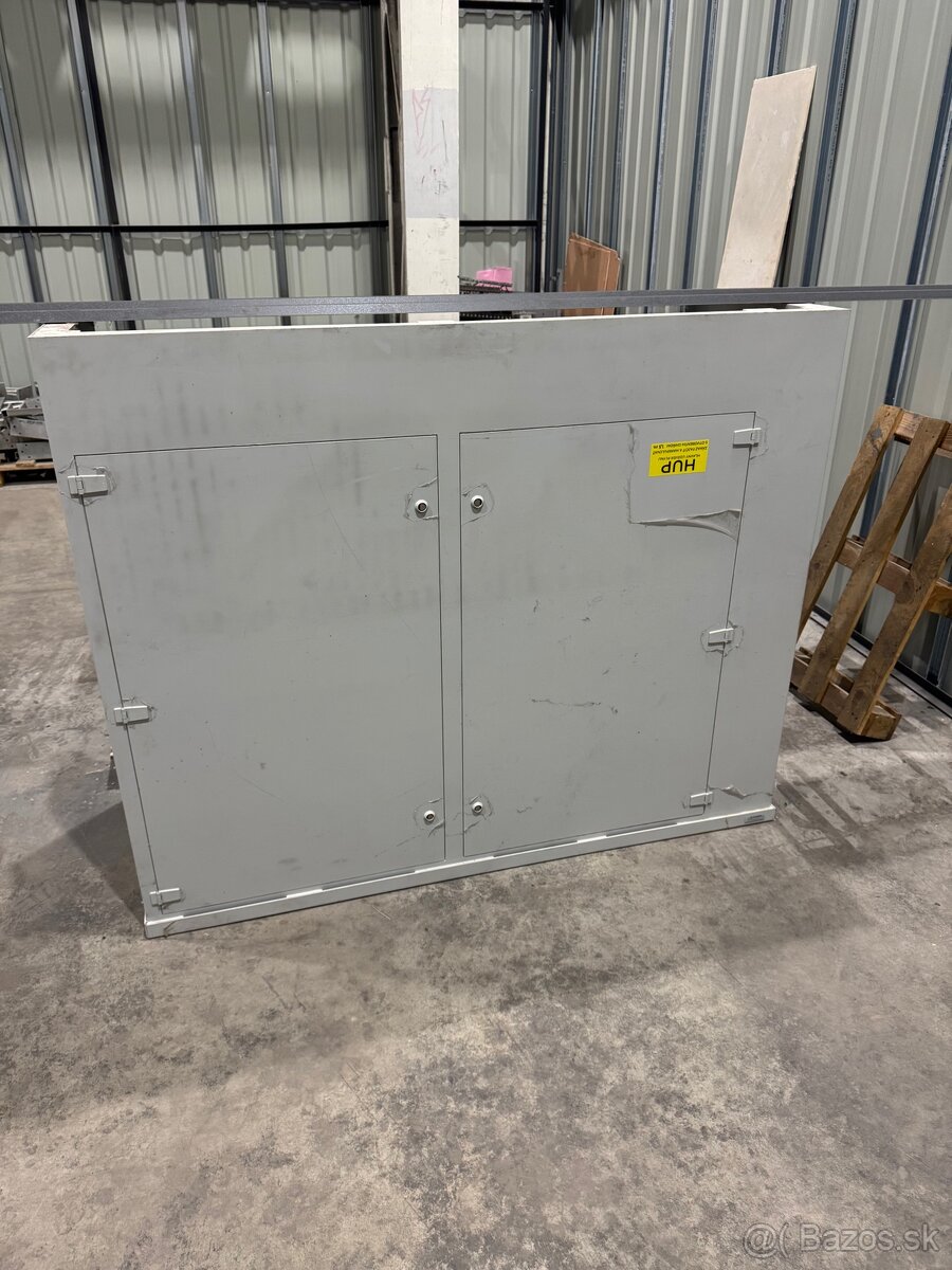 Predám plynomerovú skriňu.