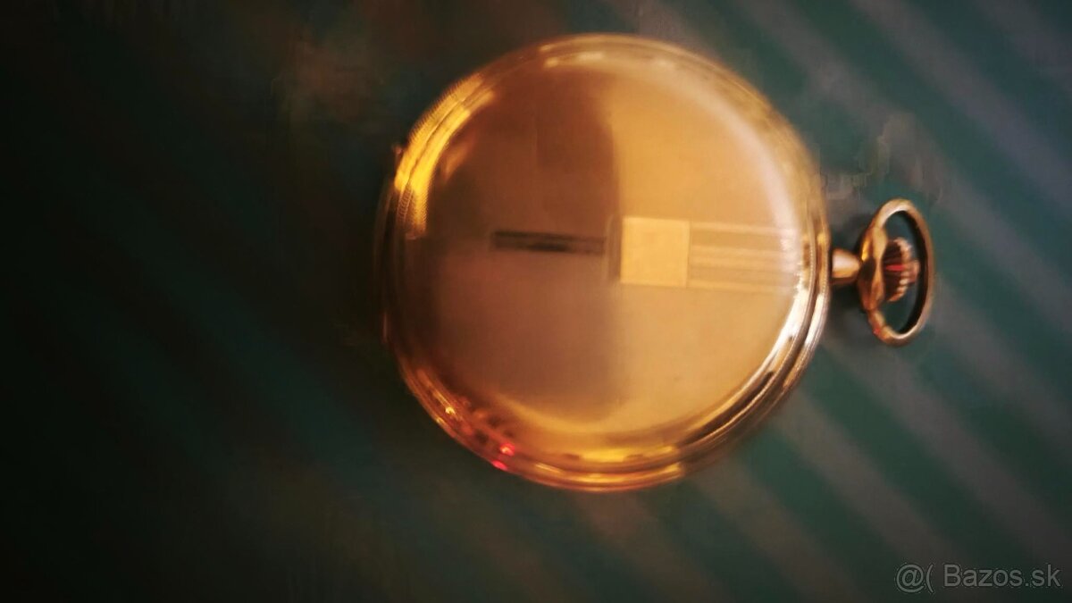 Vreckové pozlátené hodinky FAVOR 1930