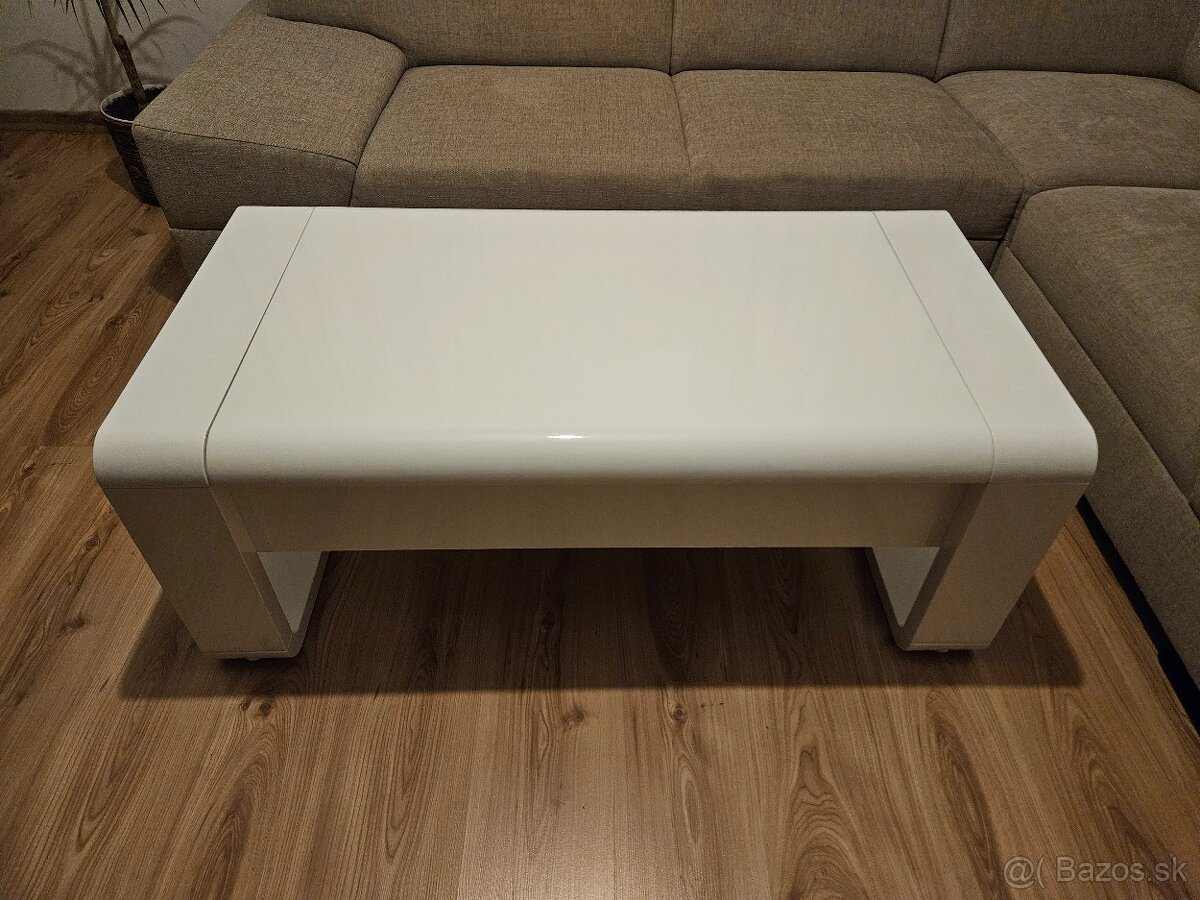 Konferenčný stolík