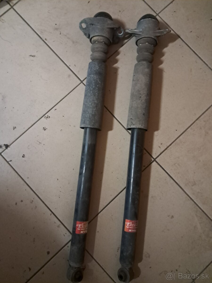 Predám zadné tlmiče