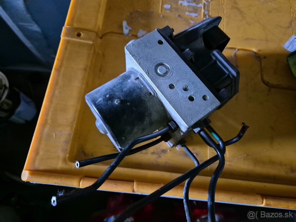 Predám ABS kocku VW group