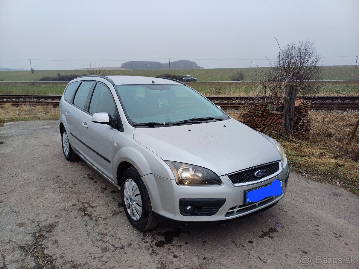 Ford focus mk2 1,6 benzín