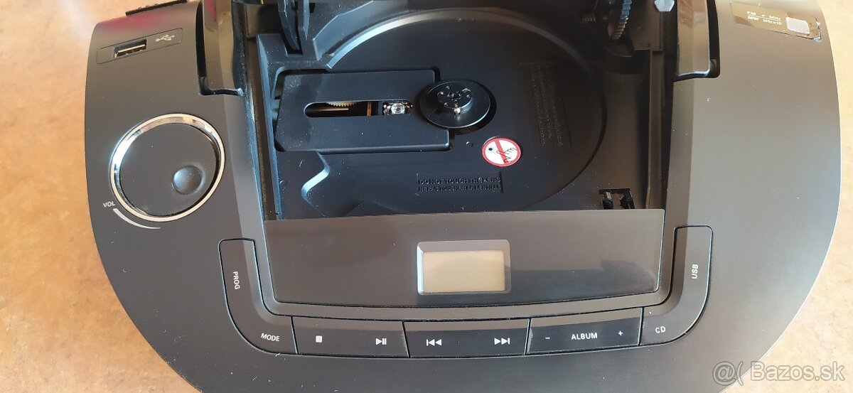 CD rádio s USB Philips AZ1837