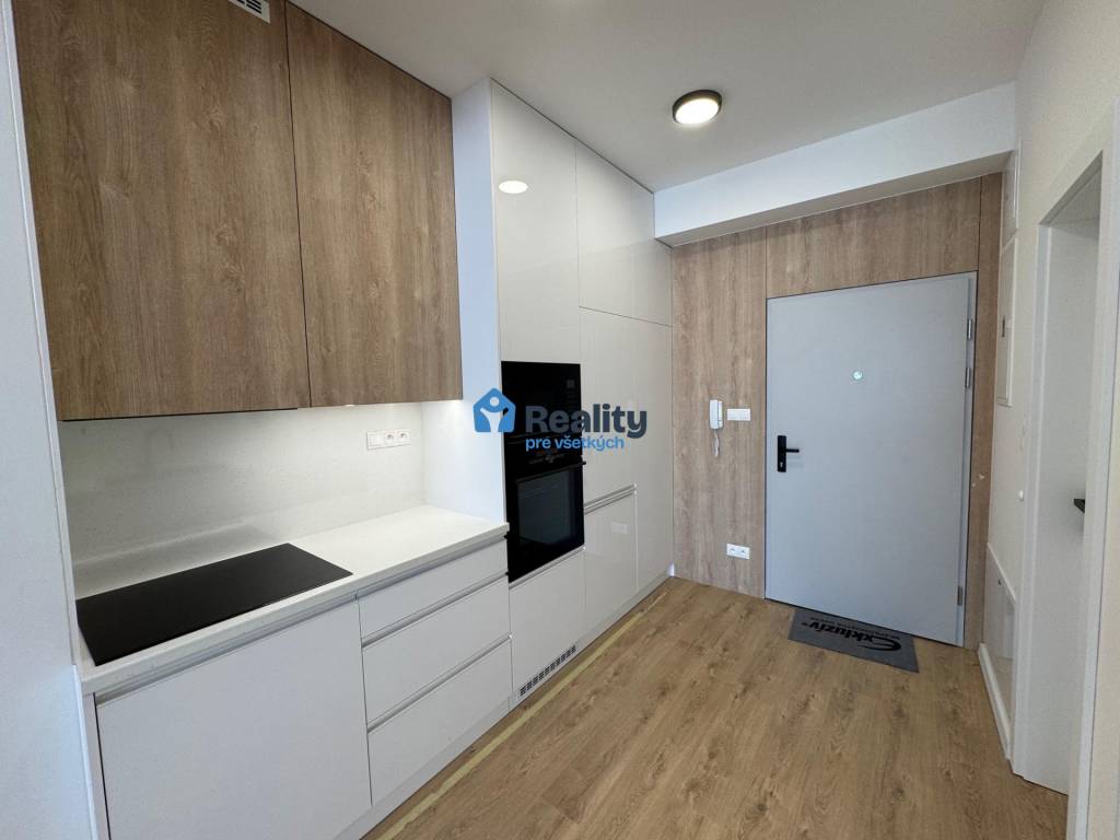 Prenájom NOVOSTAVBA FIM moderný byt 49 m2 + terasa 53 m2 PB
