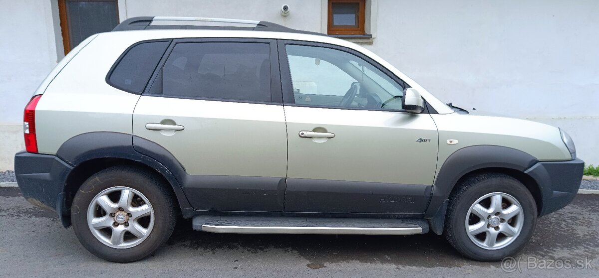 Hyundai Tucson 2.0 83kW 4x4, automat
