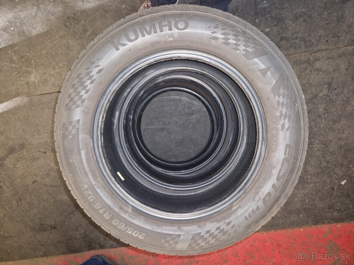 KUMHO 205/60 R16 92v Letné