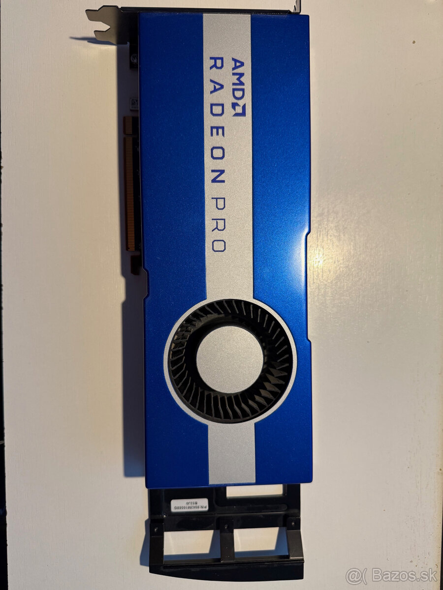AMD Radeon Pro W5700 8GB