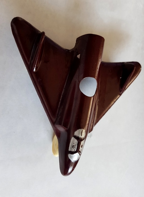 staré hračky- klavír a Colt LONE STAR, špuntovka, bakelit