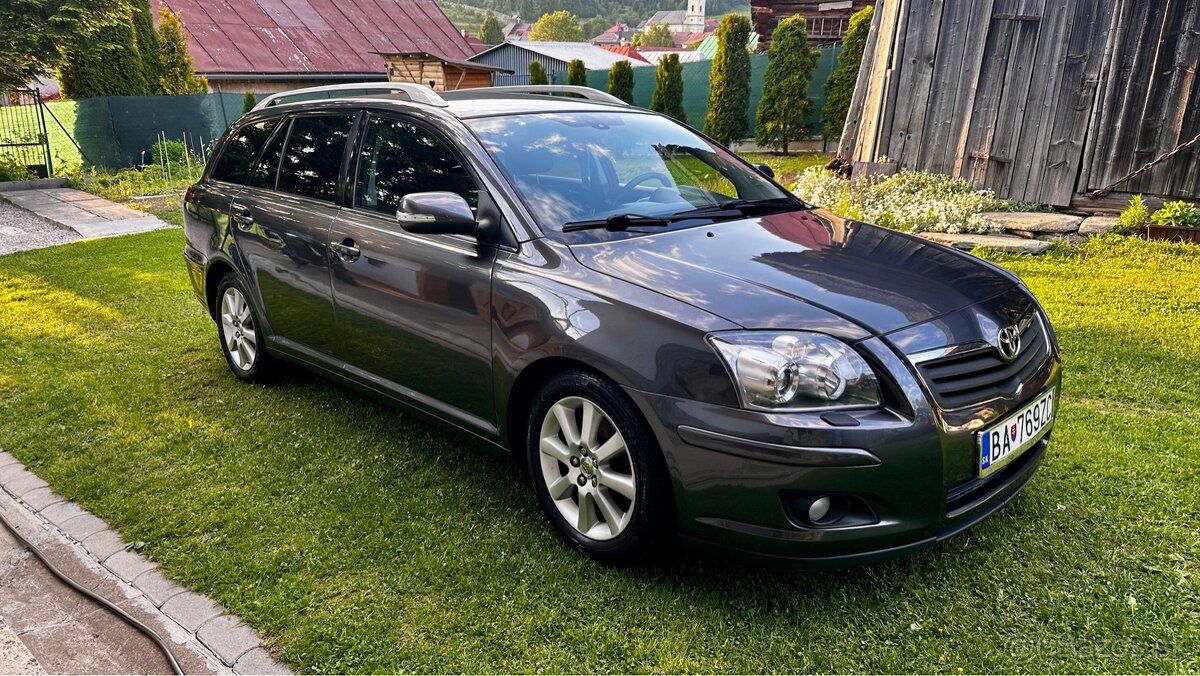 Toyota Avensis Combi T25 1,8 benzín