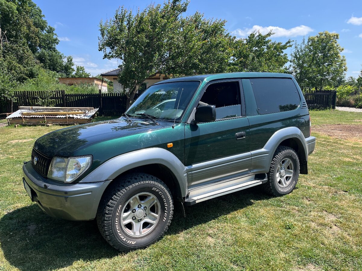 Toyota Land Cruiser 90