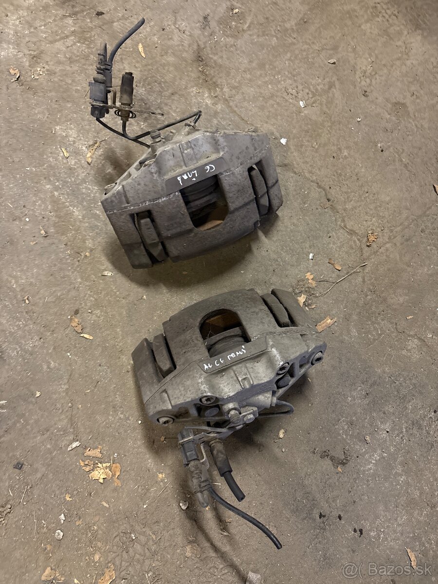 Predné strmene Audi A6 C6