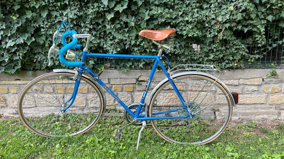 Bicykel Favorit