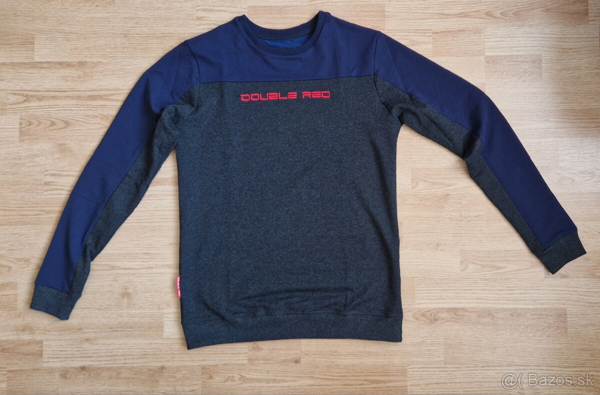 Predam mikinu Double Red
