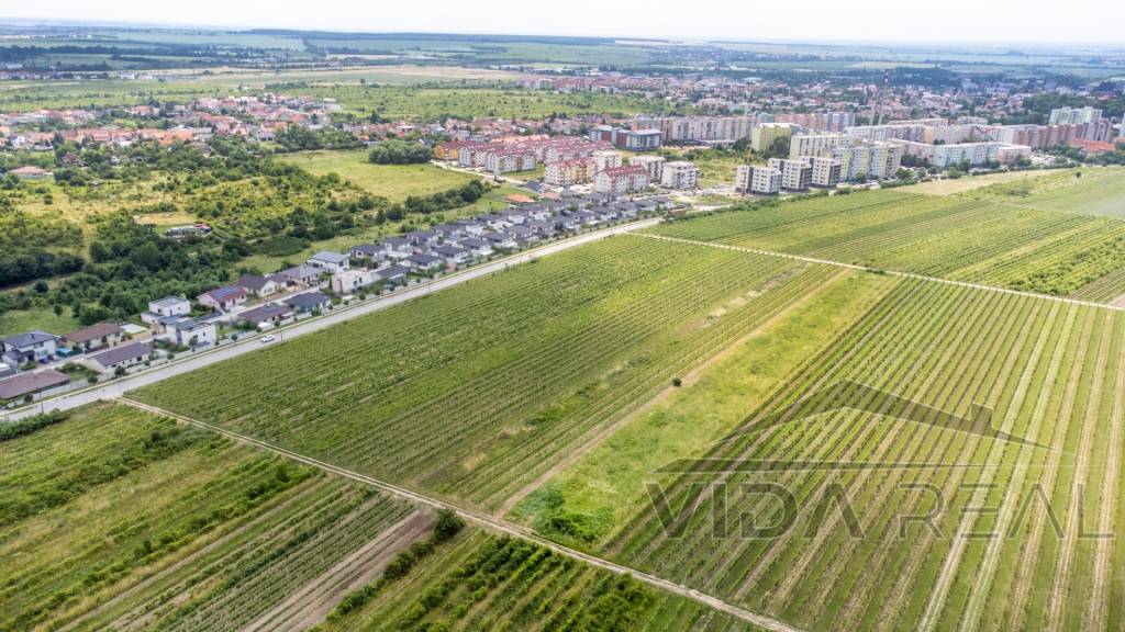 Pozemok s veľkým potenciálom v Pezinku s výmerou až 5190 m2