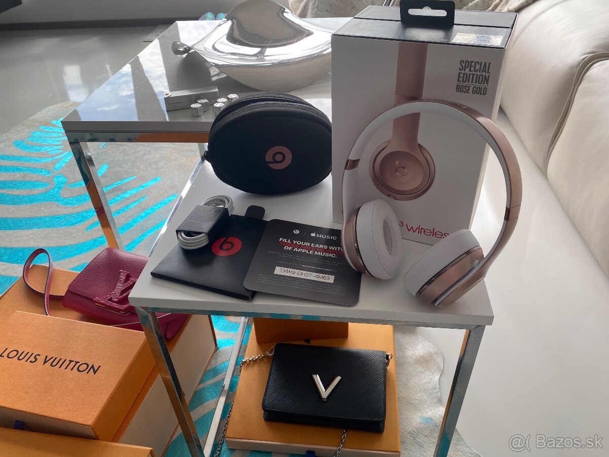 Luxusné Sluchadlá Beats Solo 3 Wireless Rose Gold Top stav