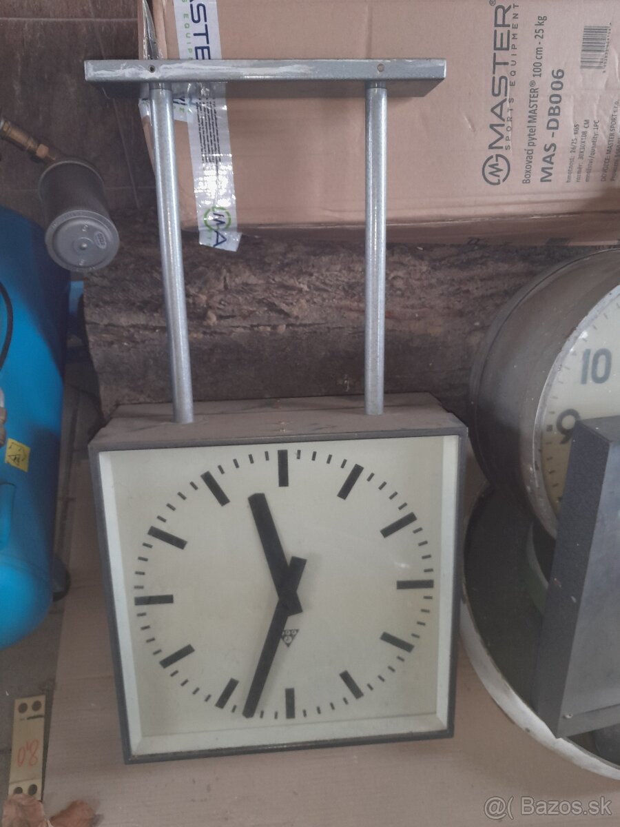 HODINY DVOJITE OBOJSTRANE PAGOTRON 60V -