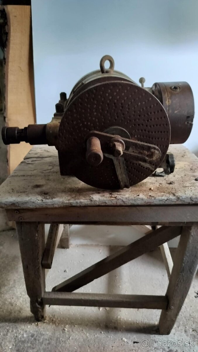 Deliaca hlava na sústruh