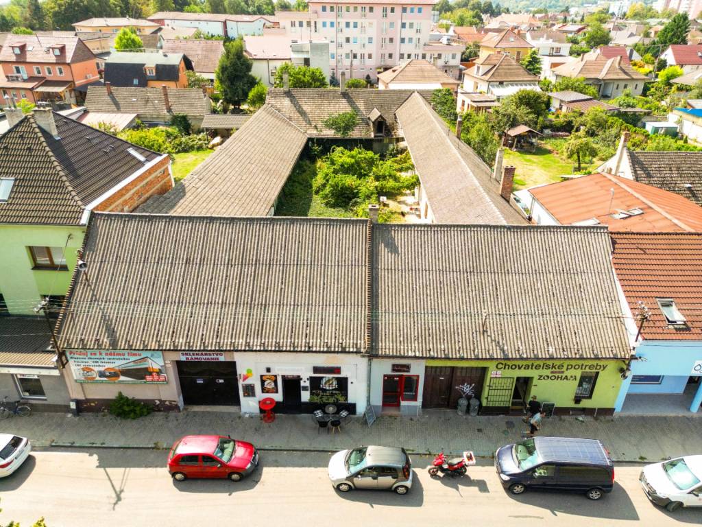 INVESTIČNÝ PROJEKT - Komplex v centre, Nové Mesto nad Váhom