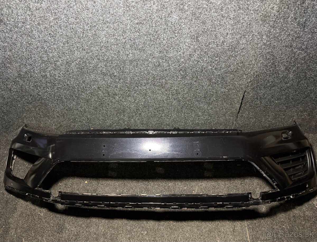 Nárazník VW Touareg II lift 14-