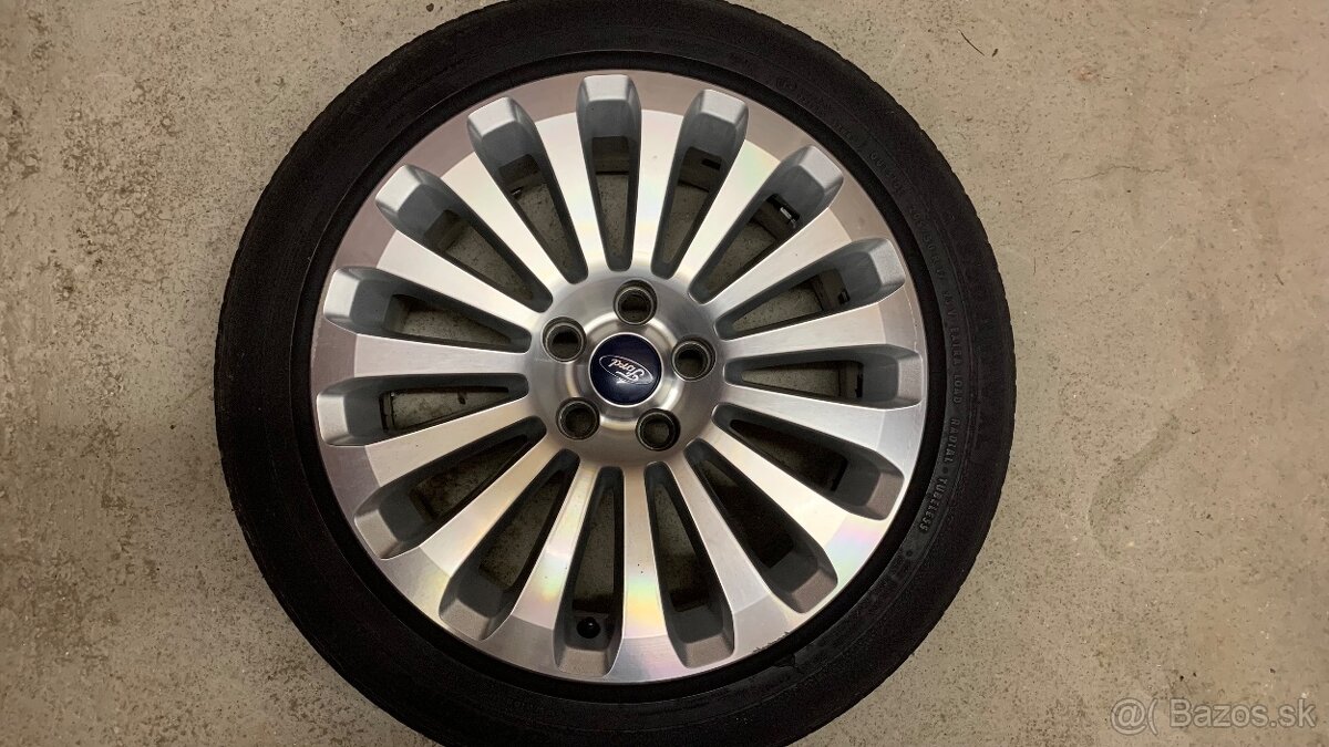 Originál Ford r17