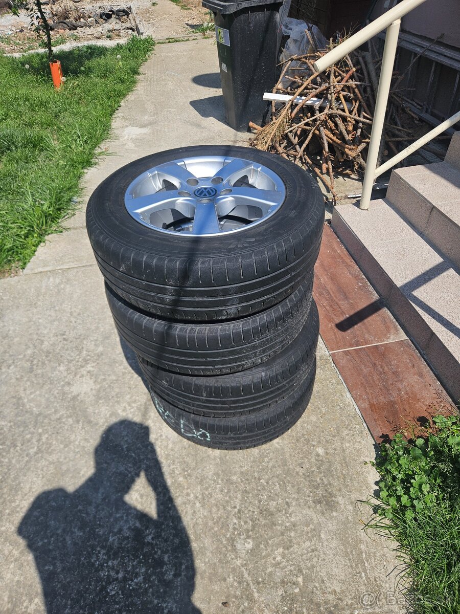 Elektrony vw r15