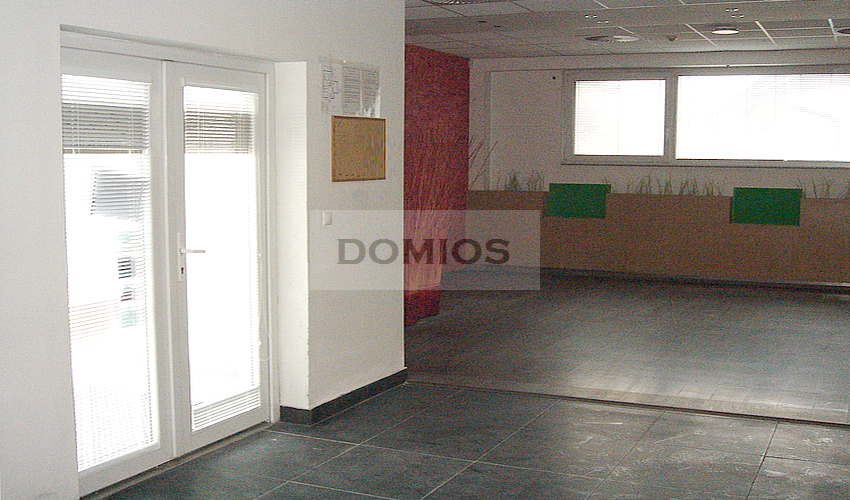 Polyf. priestory (195,00 m2, priamy vstup, príz., WC, KE-J)