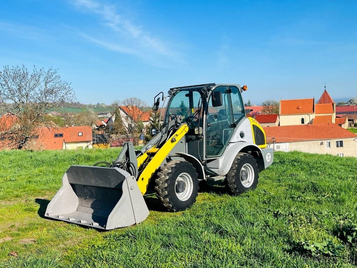 Kolesový nakladač Kramer 5075