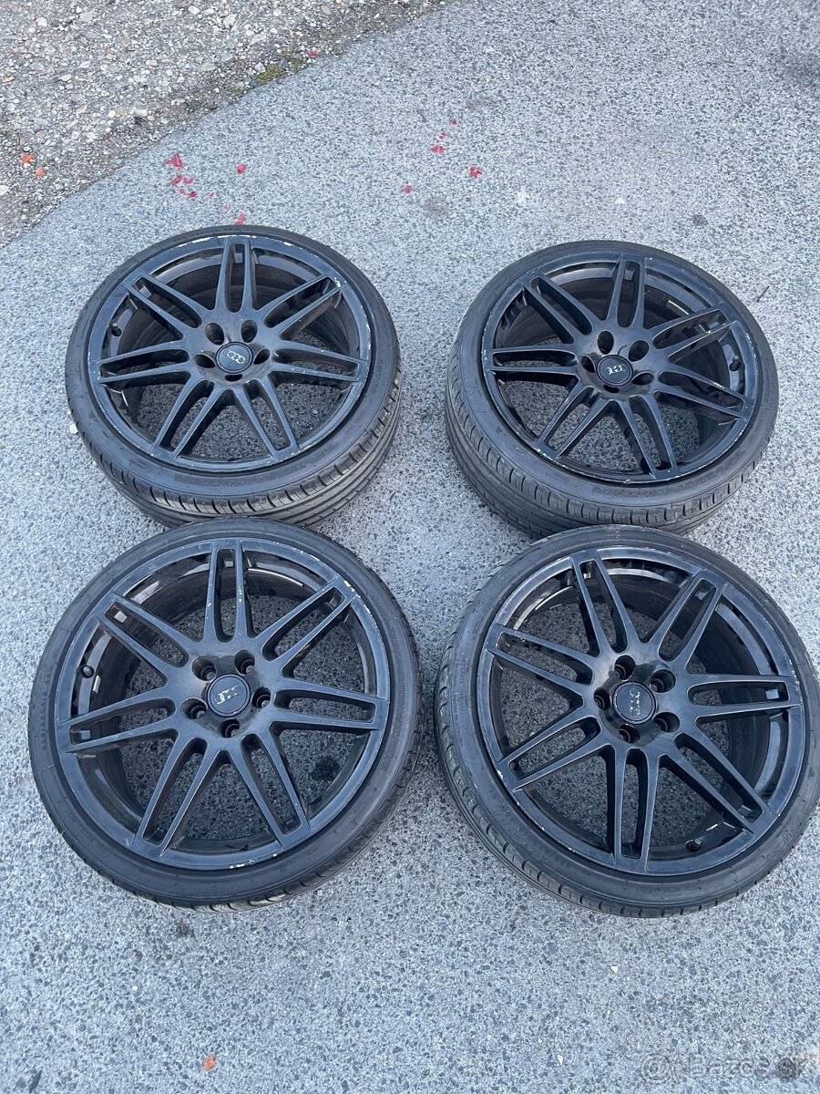 225/35R19 5x112