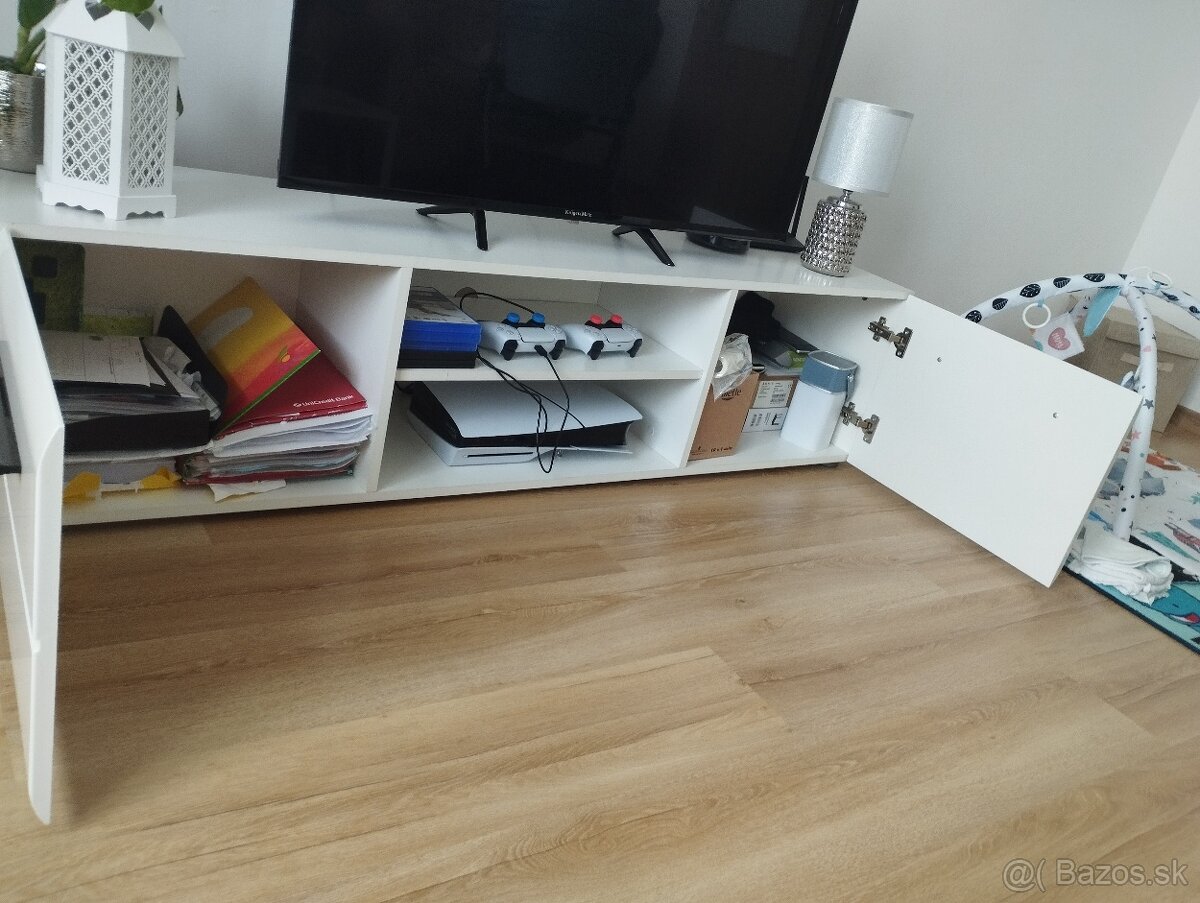 Predám stolík
